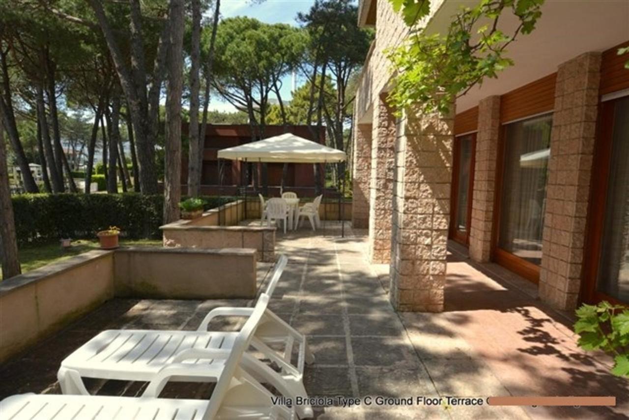 Lignano Exclusive With Pool Apartment Lignano Sabbiadoro Exterior photo