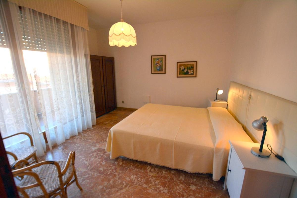Lignano Exclusive With Pool Apartment Lignano Sabbiadoro Exterior photo